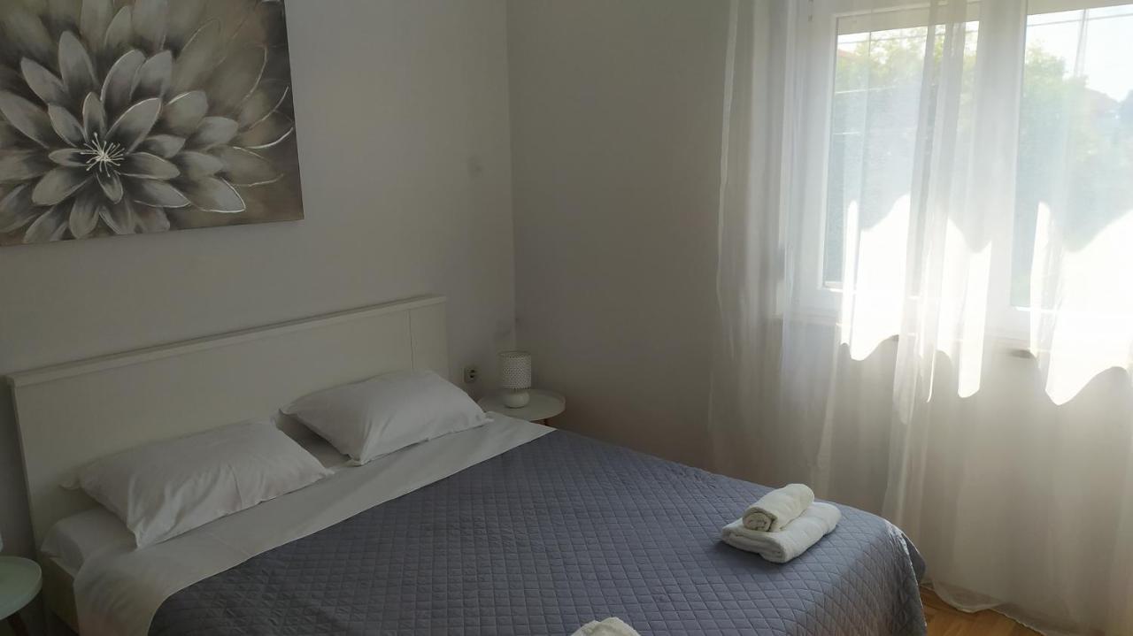 Apartman Greta Sukosan Exterior photo